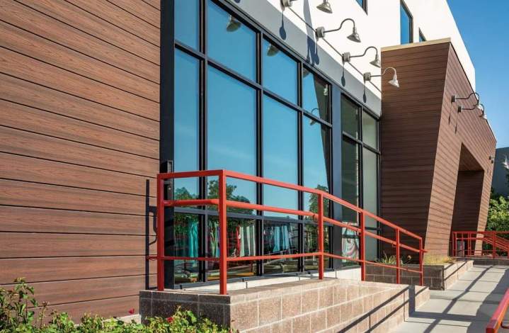 Bardage extérieur bois et composite Rhône-Alpes