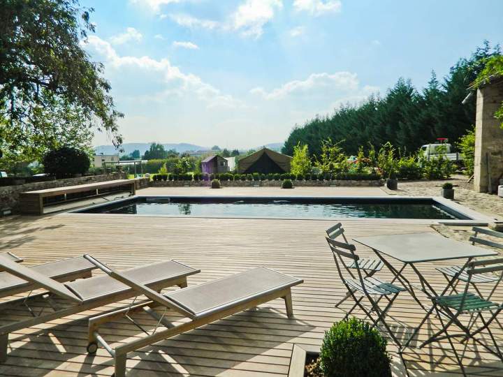 Terrasse en bois robuste Rhône-Alpes